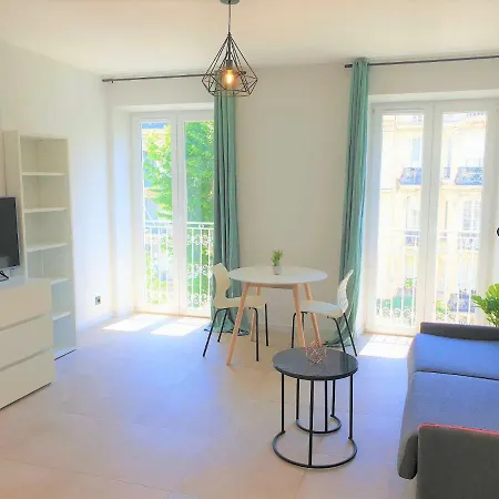 Apartment Centre 302 Nice